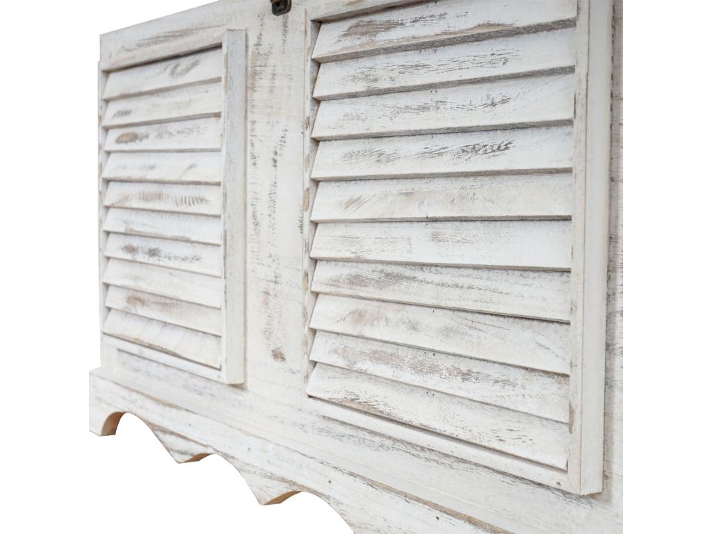 White wooden chest H356