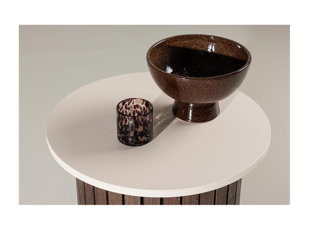 Visings round side table?